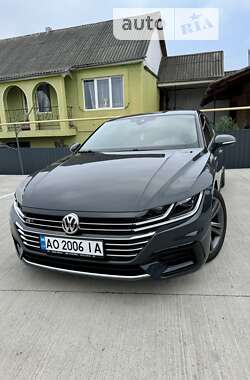 Ліфтбек Volkswagen Arteon 2017 в Іршаві