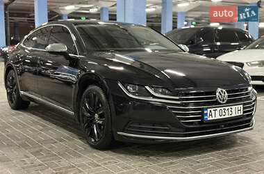 Лифтбек Volkswagen Arteon 2018 в Киеве