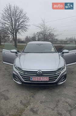 Универсал Volkswagen Arteon 2023 в 
