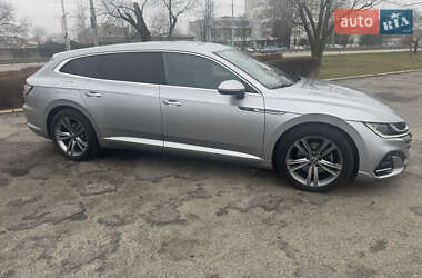 Универсал Volkswagen Arteon 2023 в 