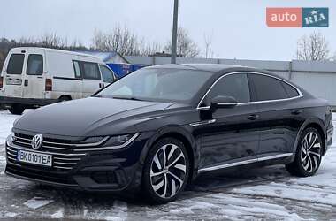 Лифтбек Volkswagen Arteon 2018 в Дубно