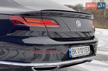 Лифтбек Volkswagen Arteon 2018 в Дубно