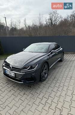 Ліфтбек Volkswagen Arteon 2017 в Іршаві