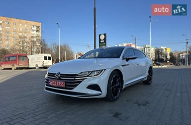 Універсал Volkswagen Arteon 2021 в 
