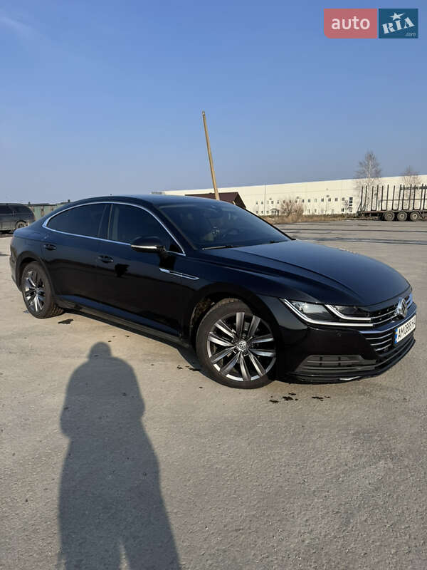 Лифтбек Volkswagen Arteon 2017 в Коростене