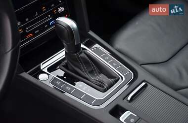 Ліфтбек Volkswagen Arteon 2022 в 