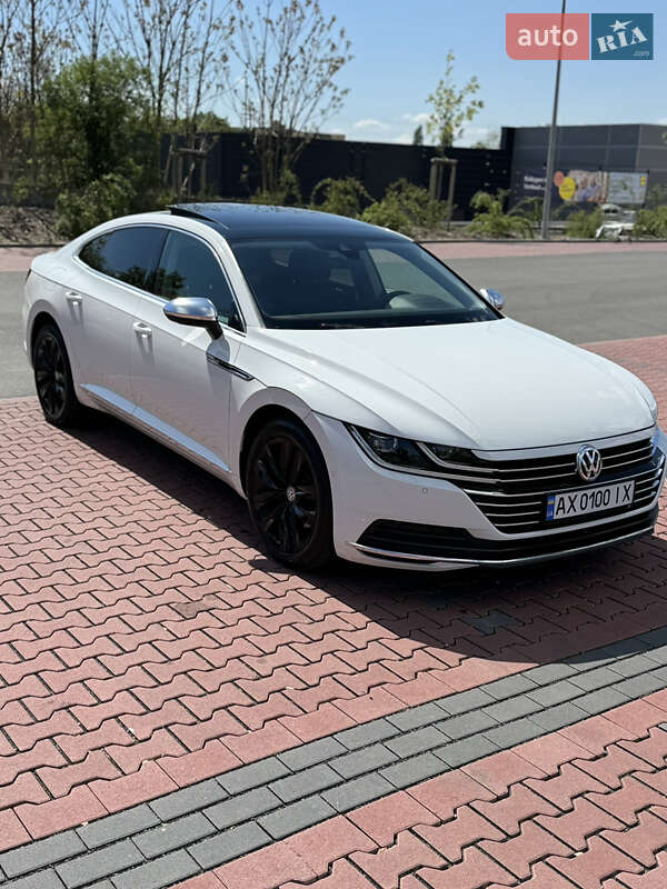 Лифтбек Volkswagen Arteon 2019 в 