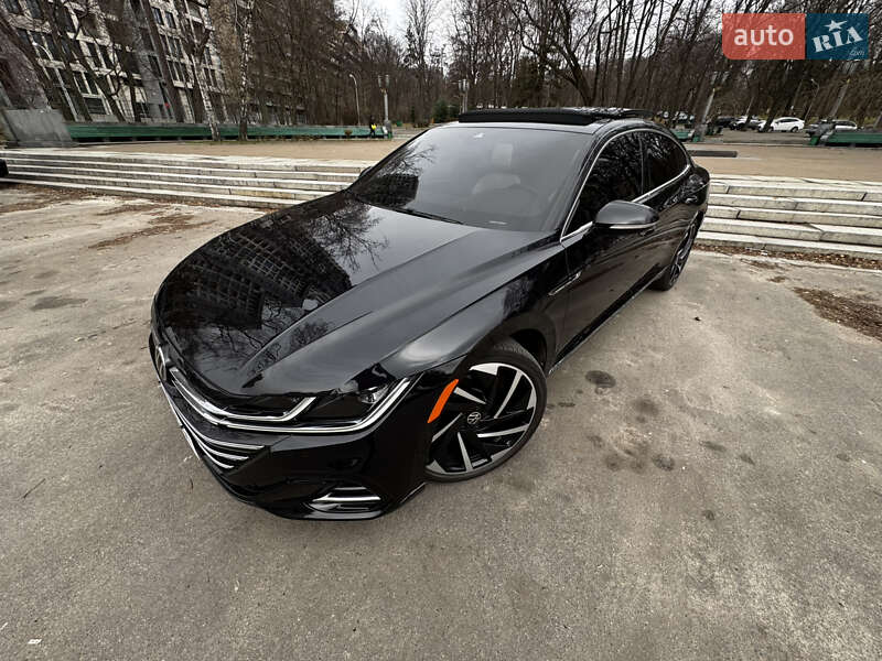 Лифтбек Volkswagen Arteon 2020 в Киеве