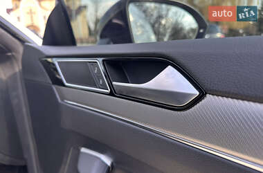 Лифтбек Volkswagen Arteon 2019 в Львове