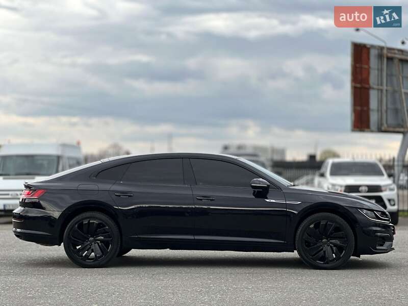 Ліфтбек Volkswagen Arteon 2017 в Києві