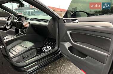 Ліфтбек Volkswagen Arteon 2017 в 