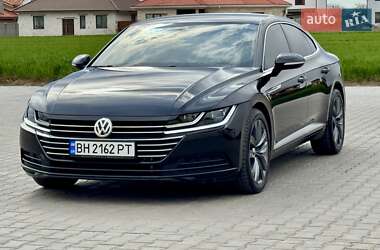 Лифтбек Volkswagen Arteon 2017 в 