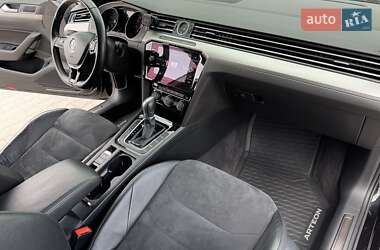Лифтбек Volkswagen Arteon 2017 в 