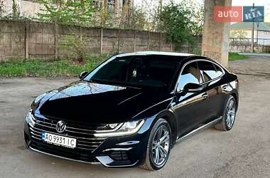 Лифтбек Volkswagen Arteon 2018 в 