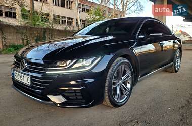 Лифтбек Volkswagen Arteon 2018 в 