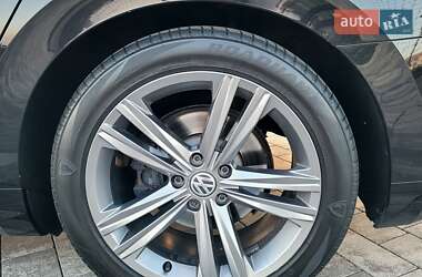 Лифтбек Volkswagen Arteon 2018 в 