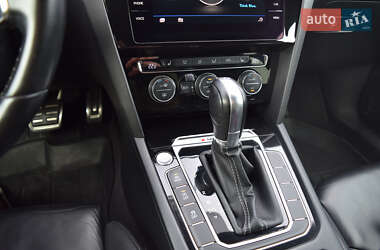 Лифтбек Volkswagen Arteon 2017 в 