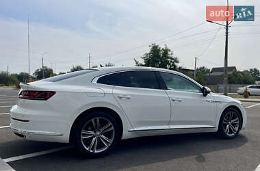 Ліфтбек Volkswagen Arteon 2018 в 