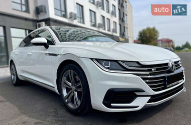 Ліфтбек Volkswagen Arteon 2018 в 
