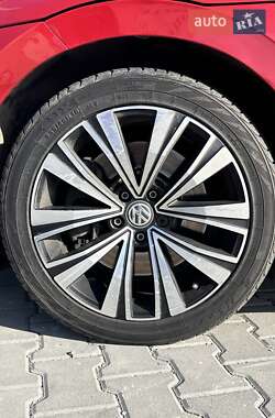 Ліфтбек Volkswagen Arteon 2019 в 