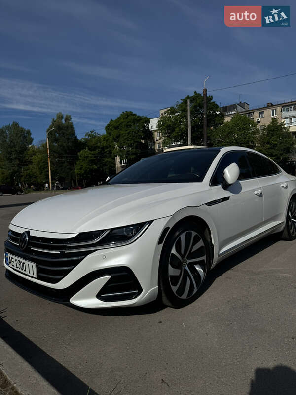 Ліфтбек Volkswagen Arteon 2021 в Дніпрі
