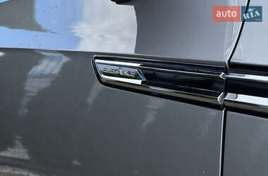 Лифтбек Volkswagen Arteon 2017 в 