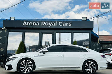 Лифтбек Volkswagen Arteon 2017 в 