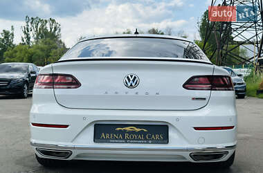 Лифтбек Volkswagen Arteon 2017 в 