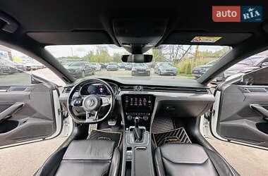 Лифтбек Volkswagen Arteon 2017 в 