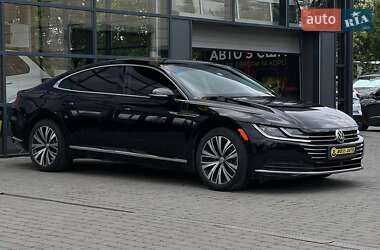 Лифтбек Volkswagen Arteon 2018 в 