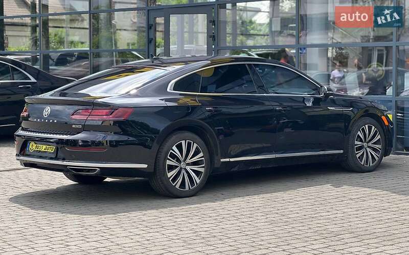 Ліфтбек Volkswagen Arteon 2018 в Івано-Франківську