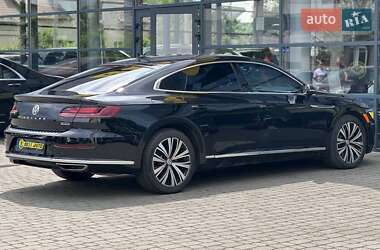Лифтбек Volkswagen Arteon 2018 в 