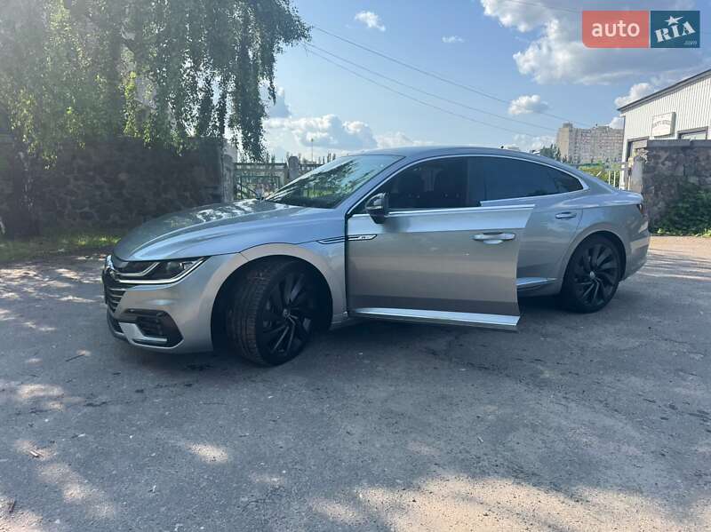 Лифтбек Volkswagen Arteon 2019 в Киеве