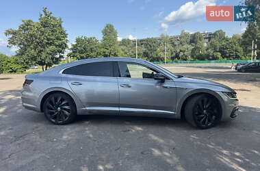 Лифтбек Volkswagen Arteon 2019 в 