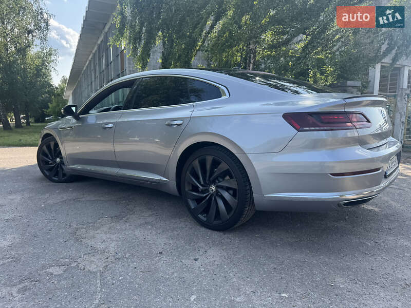 Лифтбек Volkswagen Arteon 2019 в Киеве