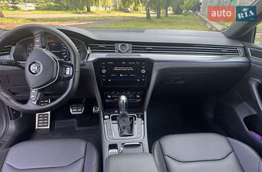 Лифтбек Volkswagen Arteon 2019 в 