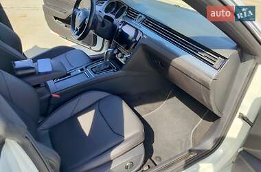 Лифтбек Volkswagen Arteon 2019 в 