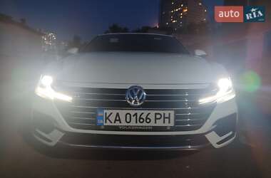Лифтбек Volkswagen Arteon 2019 в 
