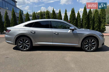 Лифтбек Volkswagen Arteon 2017 в 