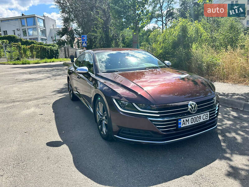 Лифтбек Volkswagen Arteon 2018 в Киеве