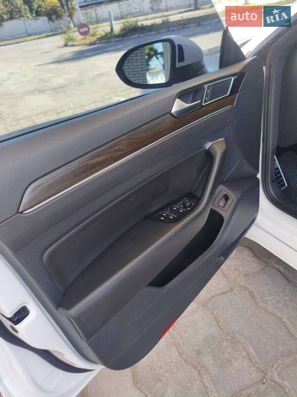 Лифтбек Volkswagen Arteon 2019 в Запорожье