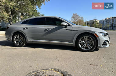 Лифтбек Volkswagen Arteon 2022 в 