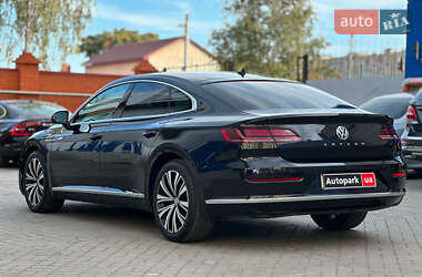 Лифтбек Volkswagen Arteon 2017 в 