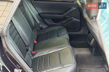 Лифтбек Volkswagen Arteon 2017 в 