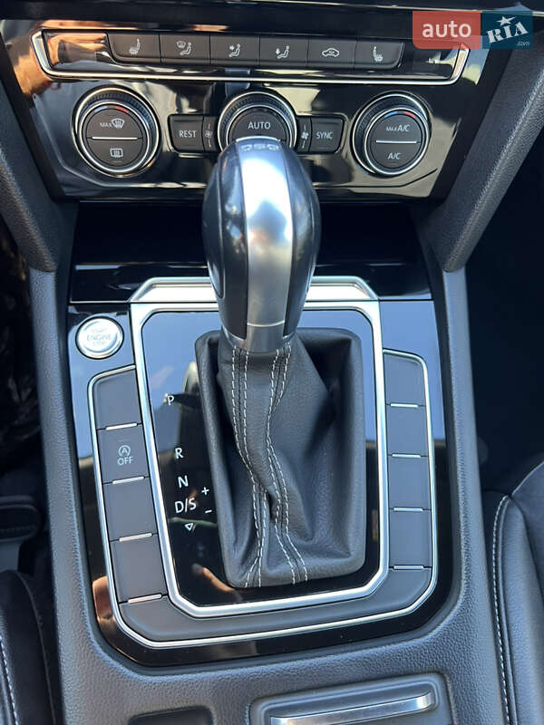 Ліфтбек Volkswagen Arteon 2018 в Києві фото 43 Ліфтбек Volkswagen Arteon 2018 в Києві