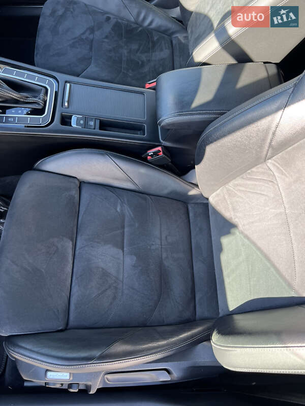 Ліфтбек Volkswagen Arteon 2018 в Києві фото 45 Ліфтбек Volkswagen Arteon 2018 в Києві