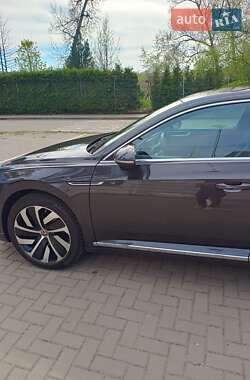 Лифтбек Volkswagen Arteon 2024 в 