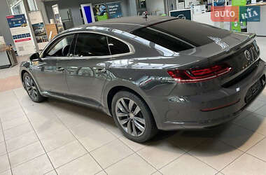 Ліфтбек Volkswagen Arteon 2017 в Ужгороді