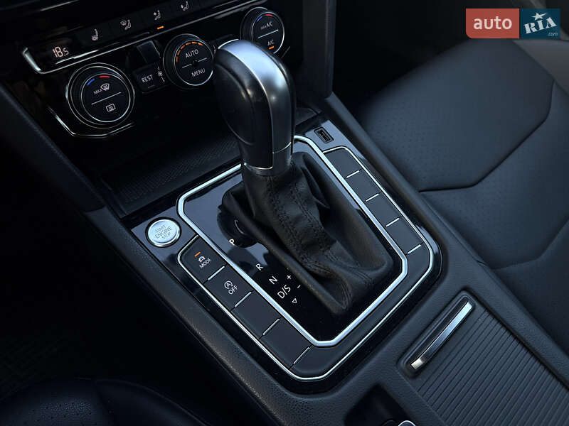 Лифтбек Volkswagen Arteon 2018 в Ровно фото 34 Лифтбек Volkswagen Arteon 2018 в Ровно