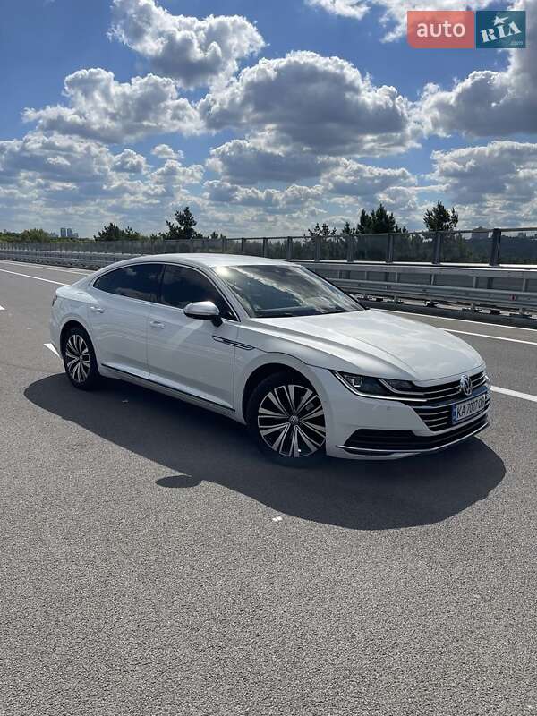 Ліфтбек Volkswagen Arteon 2017 в Києві